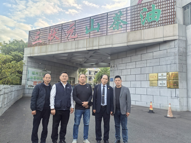 5c7bfe12cc00a7d044933dcf055524a8_6959428acf40a.jpg 5c7bfe12cc00a7d044933dcf055524a8_6959428acf40a.jpg